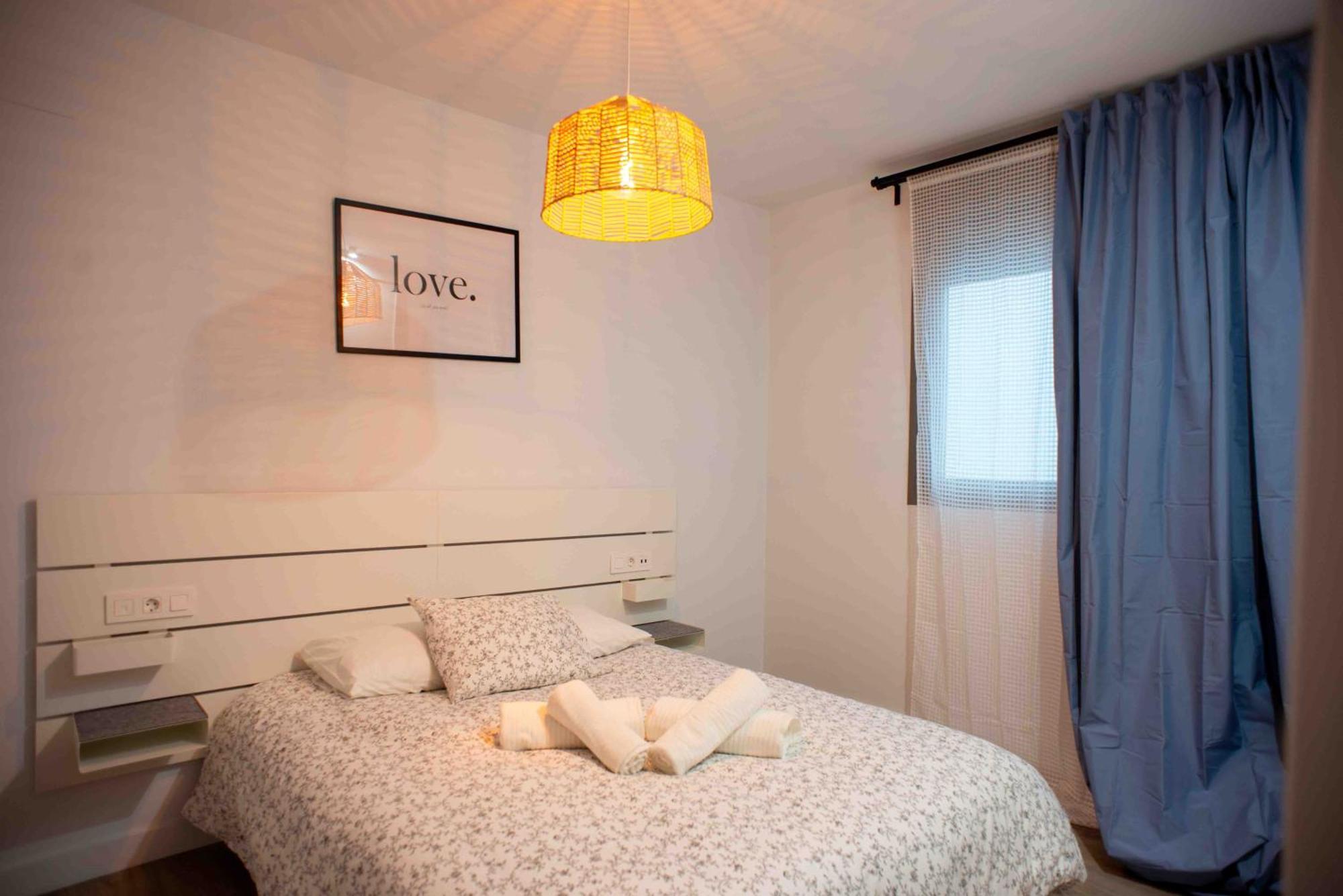 Apartamento En Centro 4f *